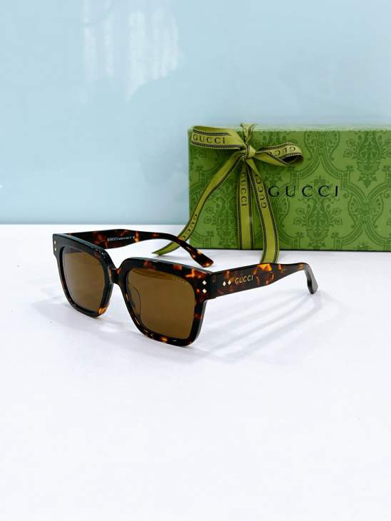 Picture of Gucci Sunglasses _SKUfw80535802fw